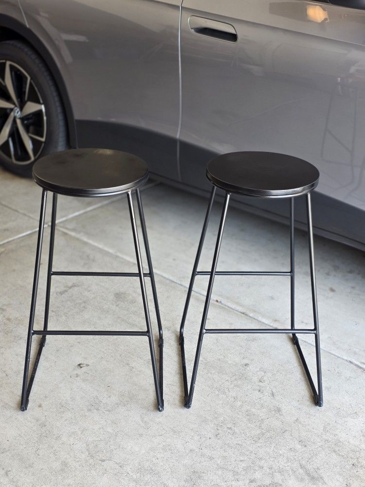 Stools LIKE NEW!