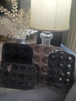 Thyme & Table 12 Cup Nonstick Muffin Pan & 3 additional pans.