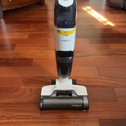  Vacuum and Wash Hard Floors in One Smart StepVacuum and Wash Hard Floors in One Smart 
