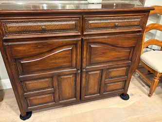 Wine Bar Cabinet