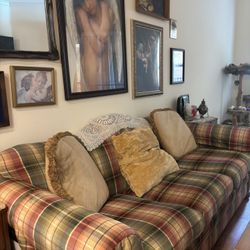 FREE COUCH DTLA