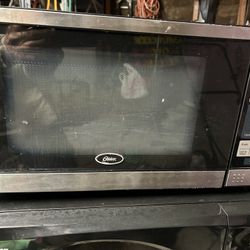 Microwave Oven
