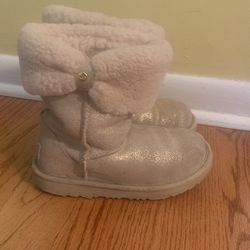 Girls Ugg Sz. 1