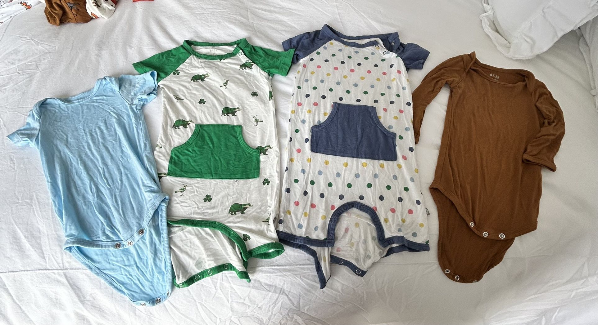 Baby clothes (Kyte Baby) 