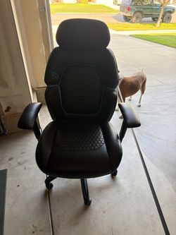 DPS CENTURION GAMING CHAIR