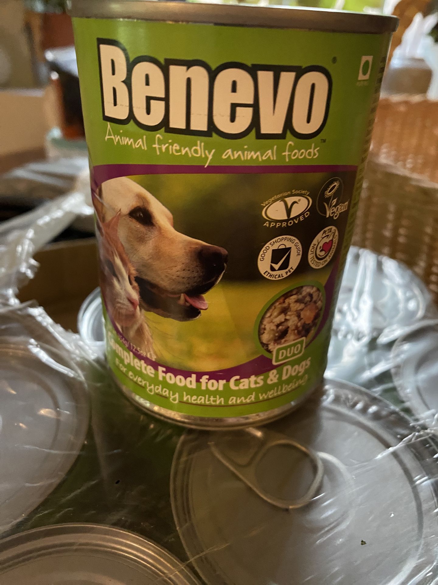 Free vegan Cat/Dog food