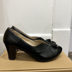 Women’s Shoe