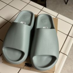 Yeezy Salt Slides 