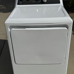 Secadora GE Eléctrica En Modesto