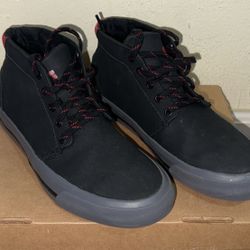 Slip Resistant / Waterproof Work Shoes