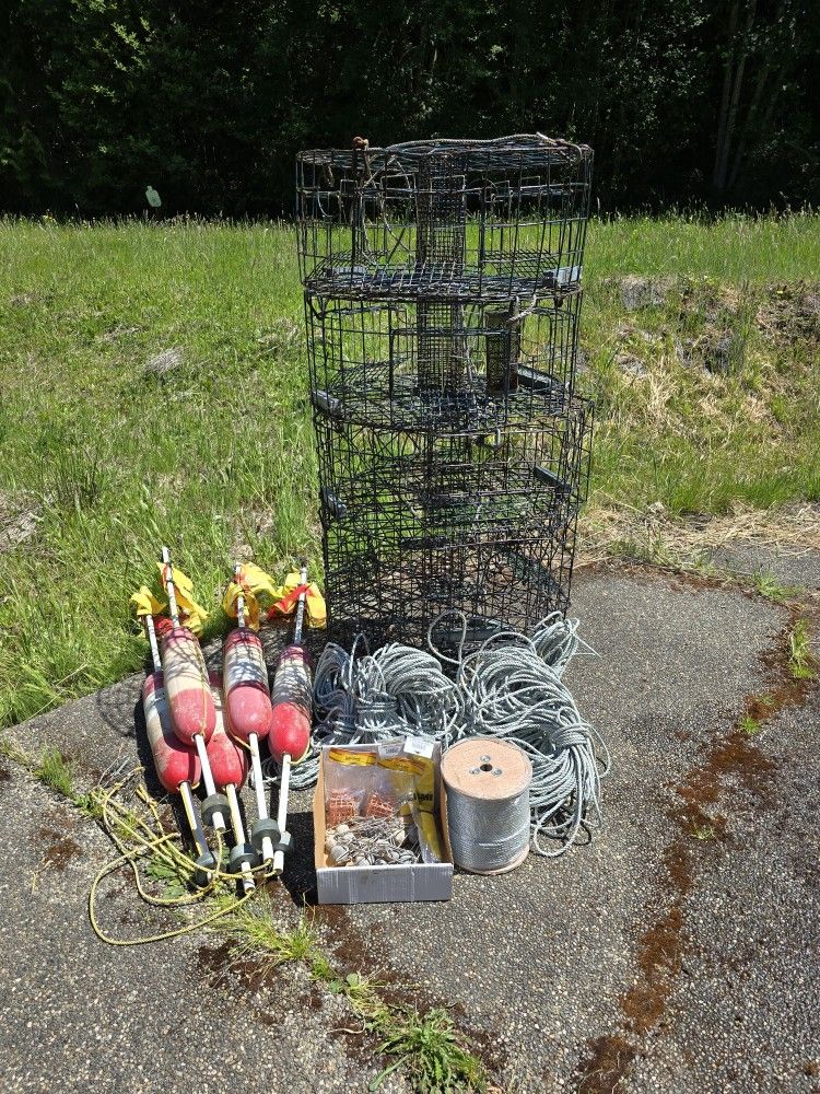 Crabs Pots and Complete Accessories