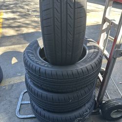 Tires 215-60R16