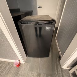 Mini Fridge & Freezer