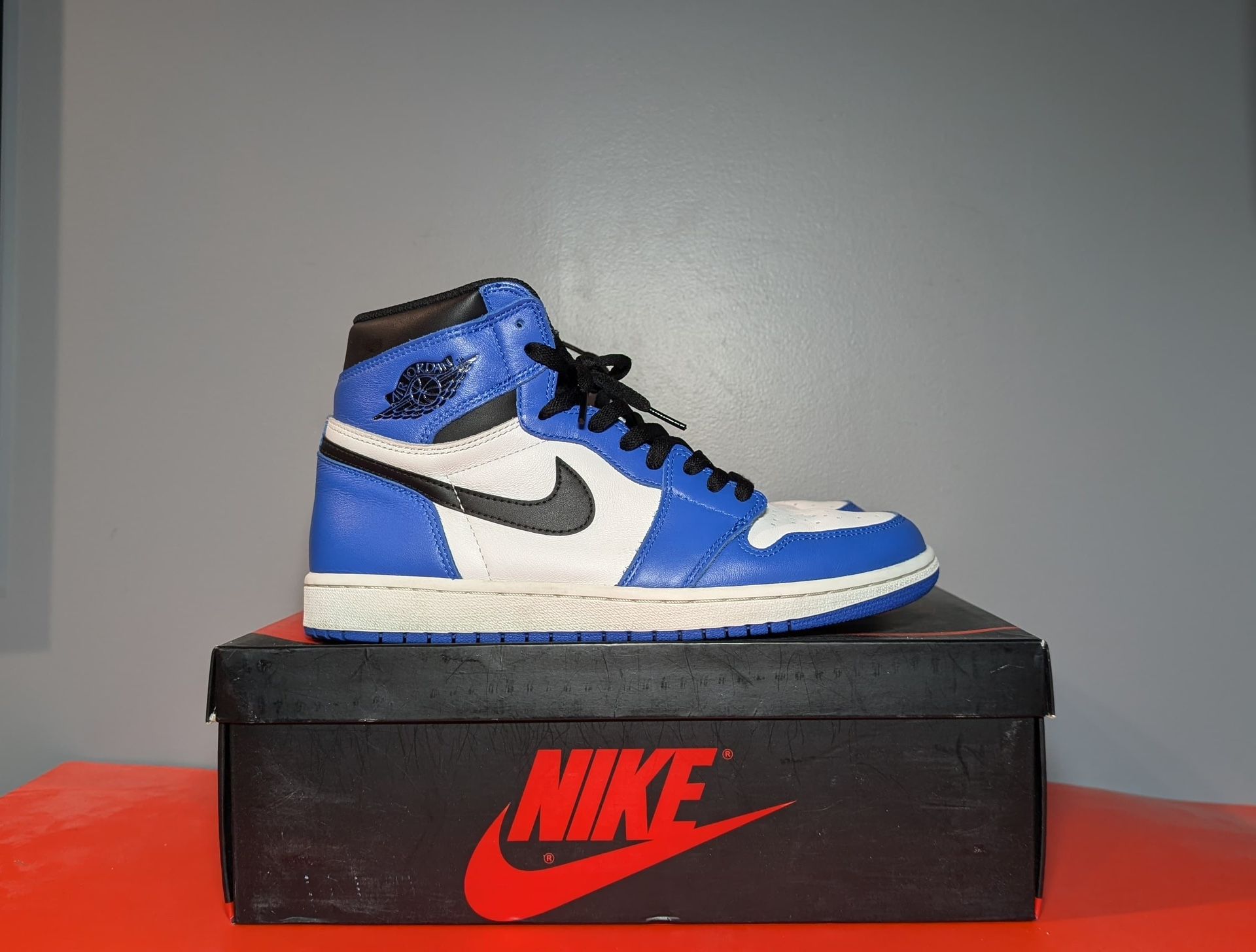 Size 10 - Jordan 1 Retro High OG Game Royal 2018
