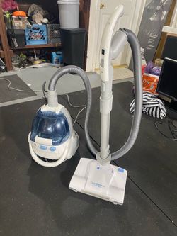 Verilux CleanWave UV Vacuum Cleaner – Sanitizing Vacuum – $80