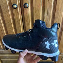Under Armor Cleats Size 12