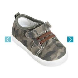 Camo Wee Squeak toddler boys shoes