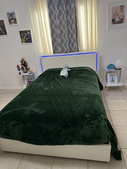 full bed & 2 bed side table 