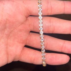 10k yellow gold VVS Mossanite Bracelet 