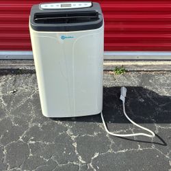 Portable AC - Works good - $80