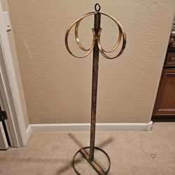 Vintage Mid Century Hollywood Regency gold Metal Bathroom Spa Towel Floor Stand