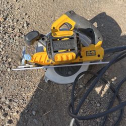Dewalt 7 1/4  Circular Saw 
