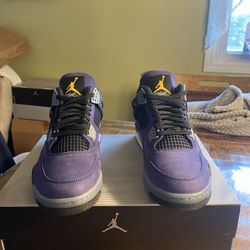 AIR JORDAN 4 RETRO LAKERS SIZE 11