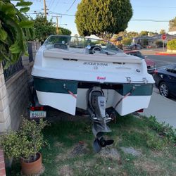 2000 Four Winns Horizon 180