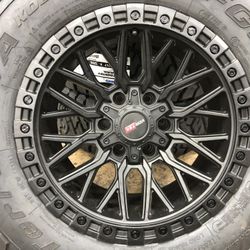 17x9. 6x139. And 285/70/17. Bf GOODRICH