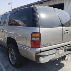 2000 GMC YUKON FOR PARTS — 90 DAY WARRANTY ENGINE AND TRANS WE DELIVER