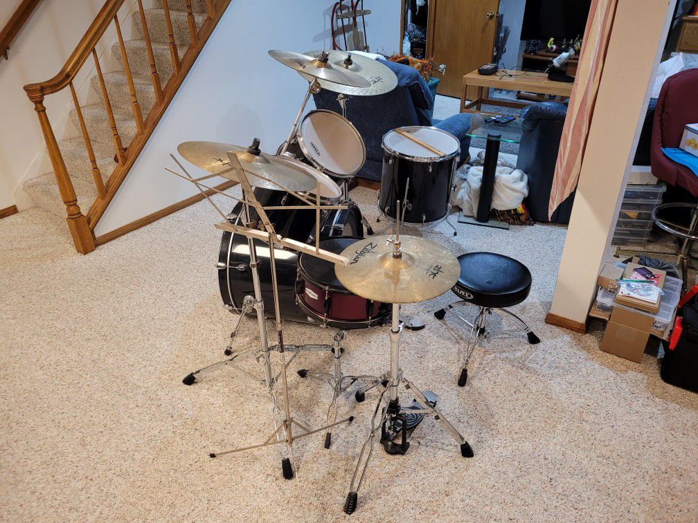Pearl Drumset & Zildjian Symbol Complete Set + Sound Panels