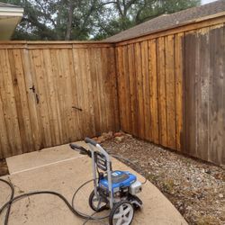 Fence Cleaning