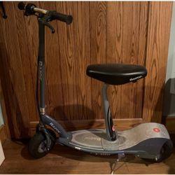 Razor 300  Electric Scooter With Seat