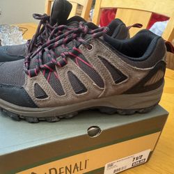 Denali Men's Size 7.5 Hiking Shoes Lace Up Low Top Boots Brown