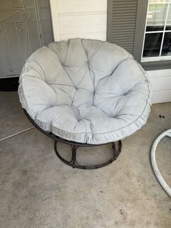 Papasan Chair