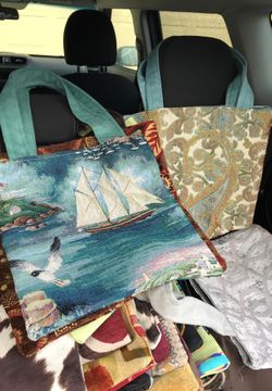 Purses / tote bags