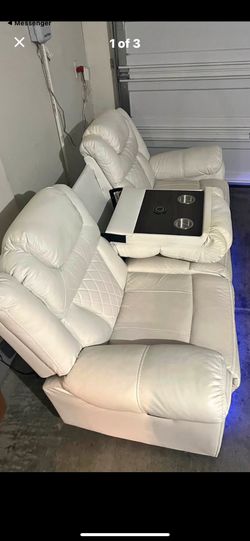 Beautiful Elegant Italian Leather All Electric Powered 