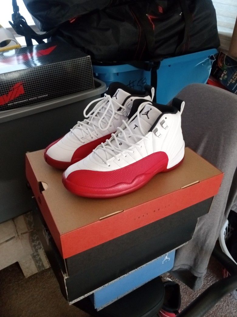 Air Jordan 12 Retro Cherry Size 9,DS Brand New Never Worn OBO