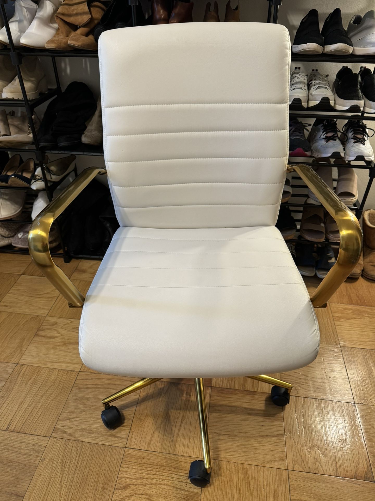 Office Chair (white and gold)