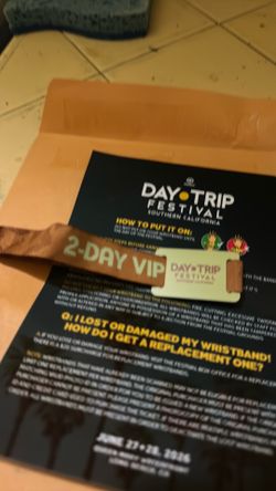 Day trip VIP wristband