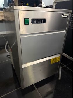 Costway Ice machine