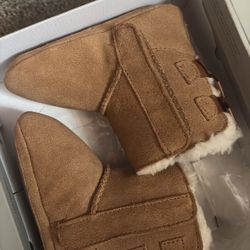 Baby Uggs