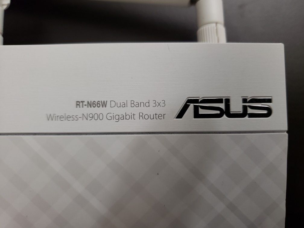 Asus RT-N66W Dual Brand 3x3 White-N900 Gigabit Router
