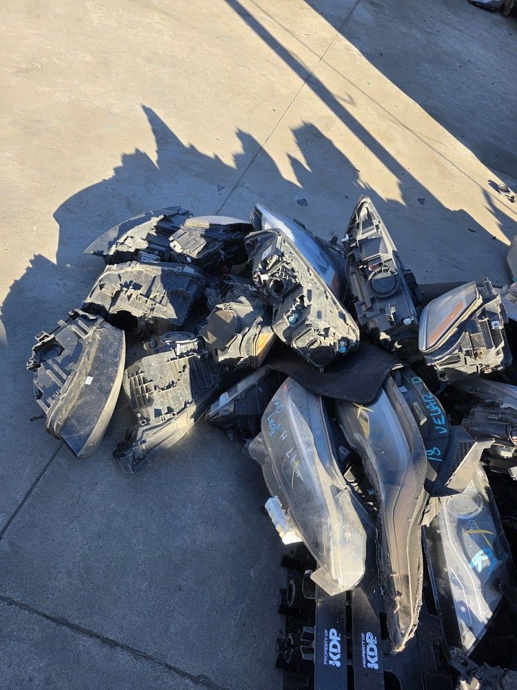 Headlights For Sale Bundle All For 200 Audi BMW Mercedes Range Rover Land Rover Nissan