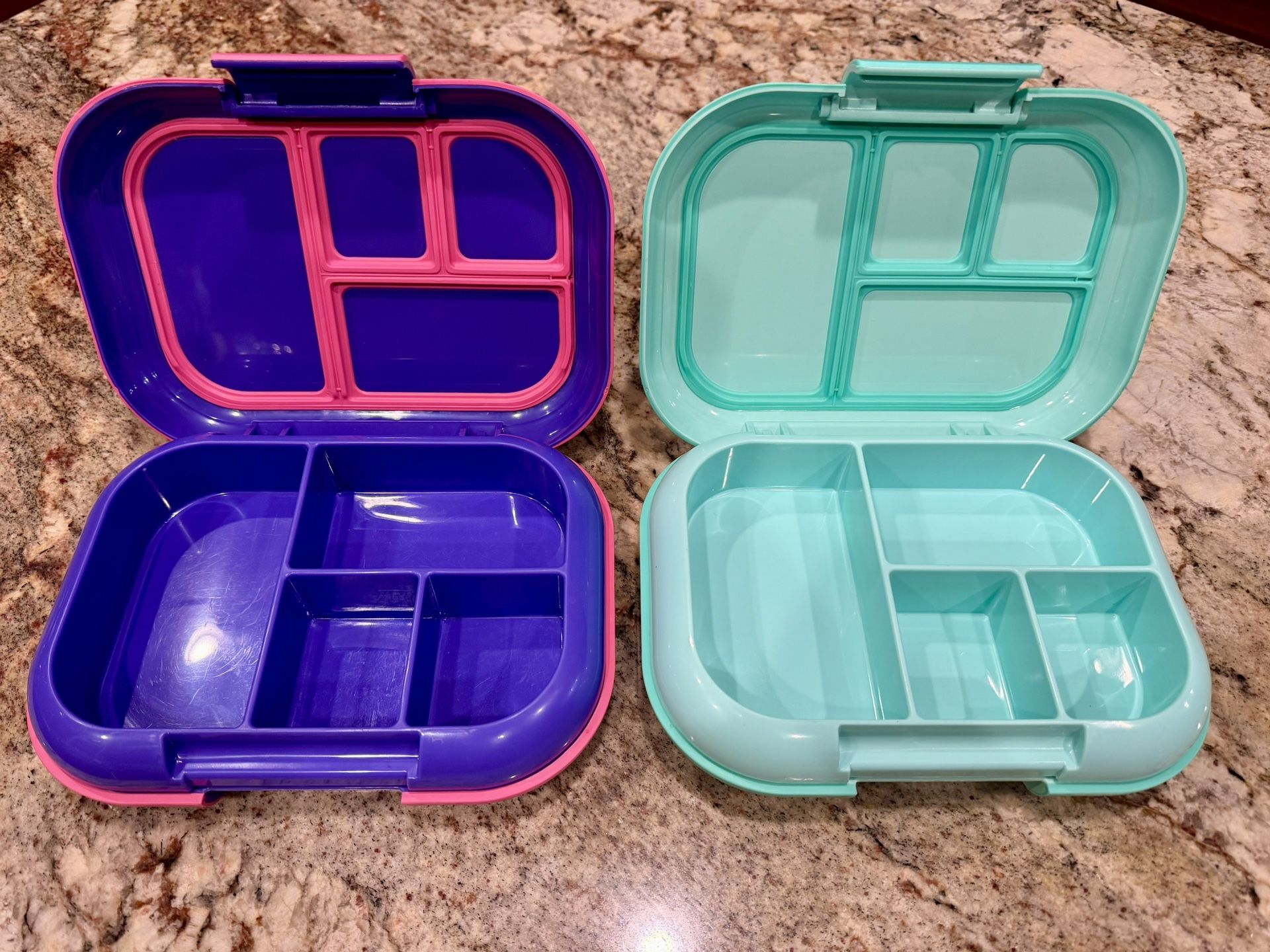 Bentgo Bento Lunch Box With Removable Cold Pack X2 Like New The beige ice pack tray goes under the food compartment tray and can be frozen to keep foo