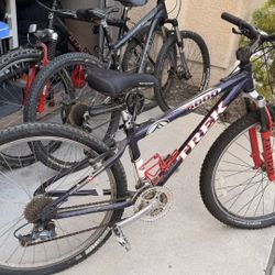 Trek 6000 Mountain Bike