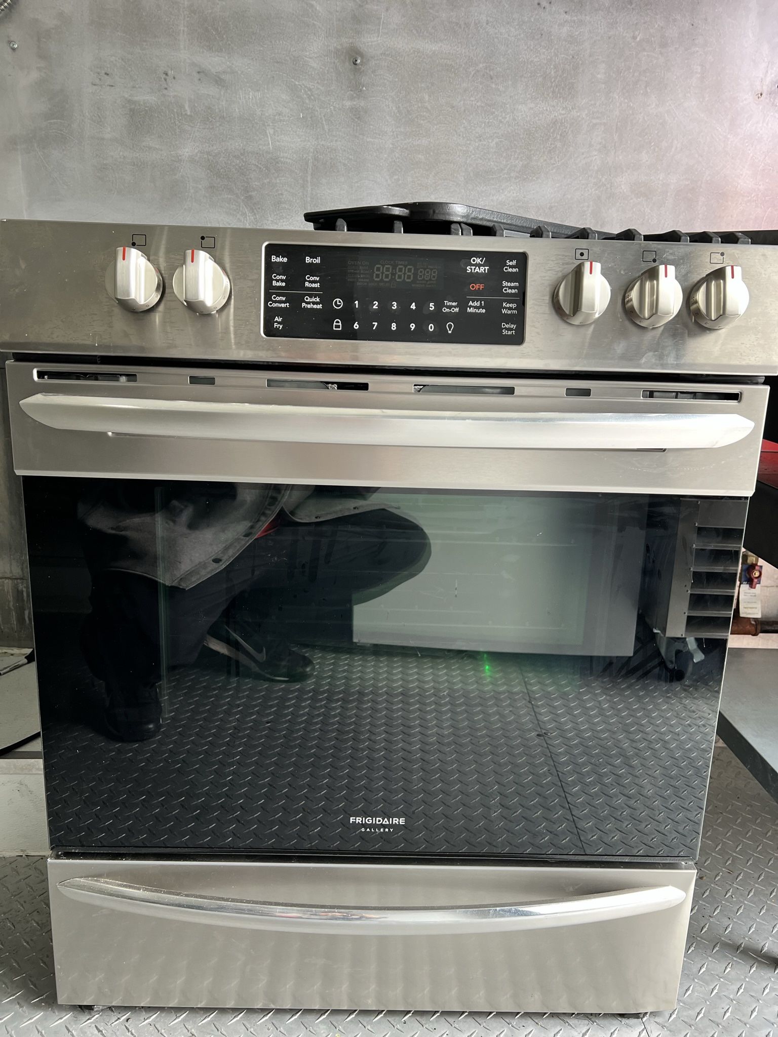 BRAND NEW Frigidaire for Sale in Portland, OR OfferUp