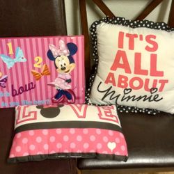 Minnie Mouse Girl's Bedroom Decor