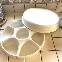 Vintage Tupperware Divided Veggie & Dip Tray with Lid