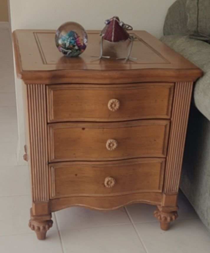 Tommy Bahama Solid Wood High End 3-Drawer End Table 